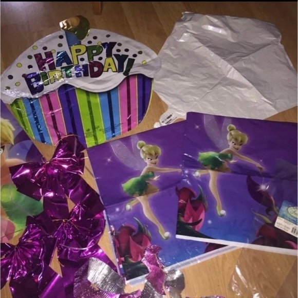 Entire Tinkerbell Disney Birthday party lot - Picture 3 of 8